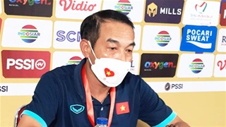 HLV Đinh Thế Nam chưa hài lòng về màn trình diễn của U19 Việt Nam